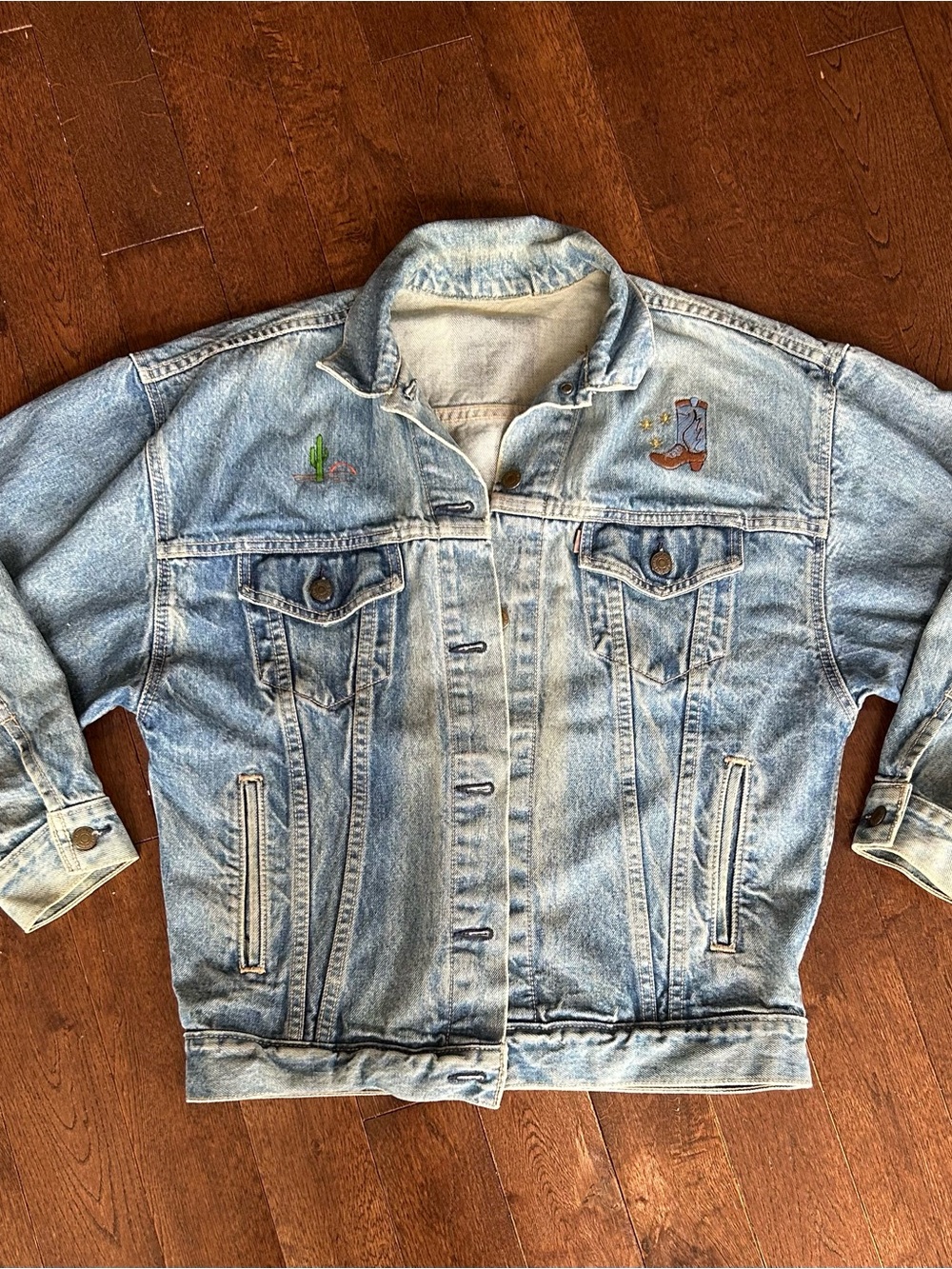 Vintage Levis Cowgirl Denim Trucker Jacket